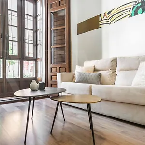 https://central-cosy-studio-in-front-of-picasso-museum.1costadelsol.com